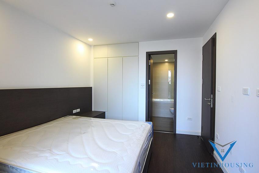 Tay Ho,To ngoc vanの賃貸用自然光がたくさんある真新しい1ベッドルームアパートメント
