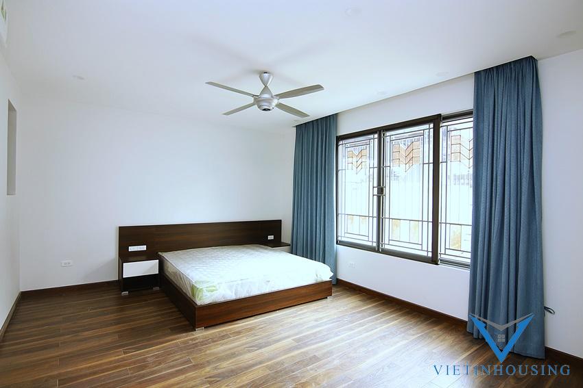 Hai Ba Trungエリアのヴァンホー3（Van Ho 3)にある豪華でモダンな2ベッドルーム賃貸アパート。