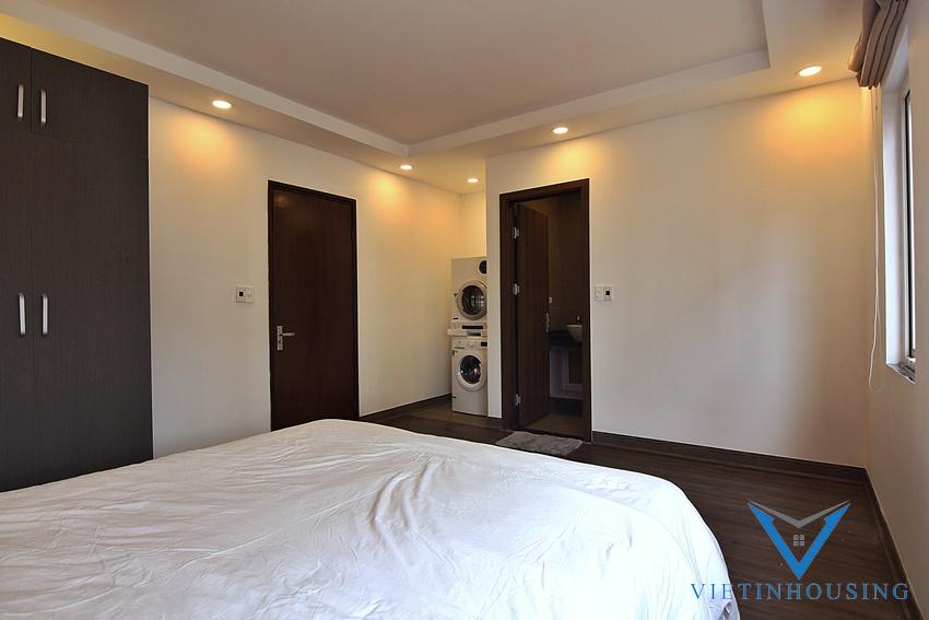 タイホのダンタイマイ( Dang Thai Mai)にある大きなバルコニー付きの新しい1ベッドルームアパートメント