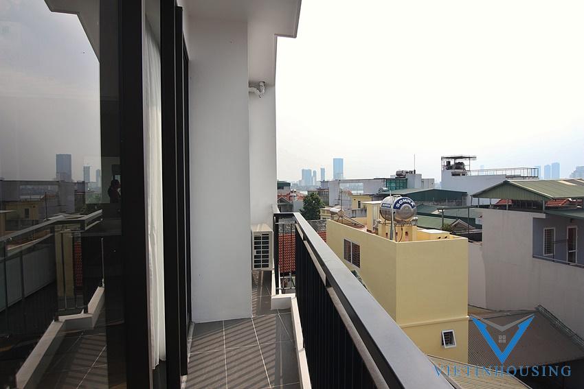 Dang Thai Maiエリアにある広々とした真新しい3ベッドルーム賃貸アパート