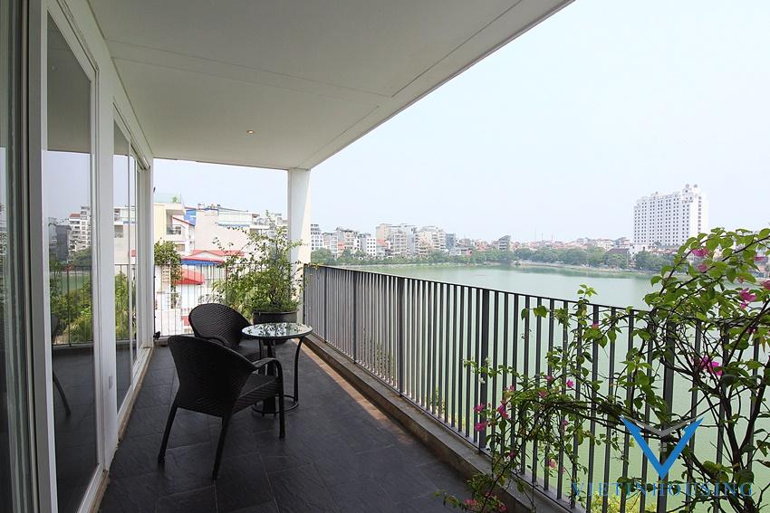 タイホ区クアンアンにあるLake Viewの2ベッドルーム賃貸アパート